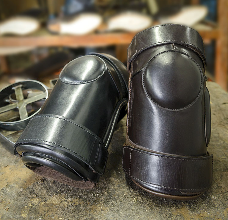 Polo clearance knee guards